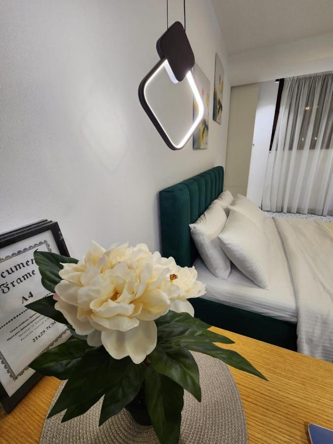 Pietro Guesthouse Tiran Dış mekan fotoğraf